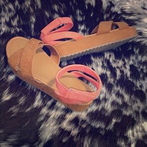Old Navy Sandals Size 2